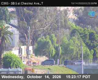 I-5 at Chestnut Ave T
