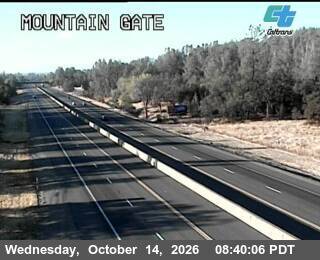 I-5 at Mountain Gate