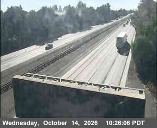 I-5 north of Hammer Lane