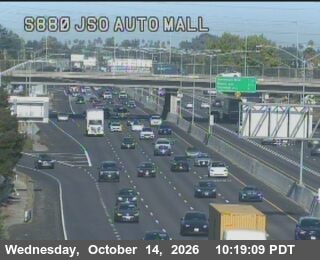 I-880 at Just south of AUTOMALL