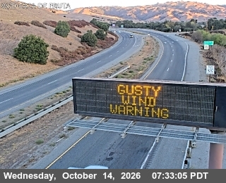 SR-152 west of Casa de Fruta