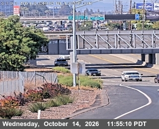 US-101 at De La Cruz Bl