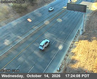 US-101 at Nof W Railroad Av