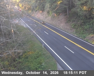 US-101 north of Cushing Creek - Looking North