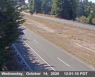 US-101 south of SR-299 - Looking South