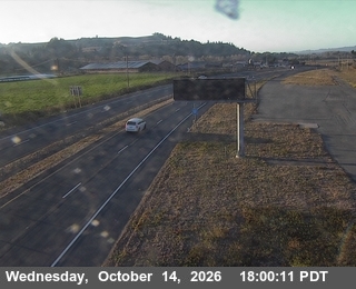 US-101 south of SR-36 - Looking North