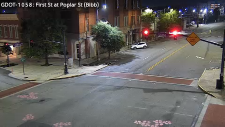 1stSt at Poplar St