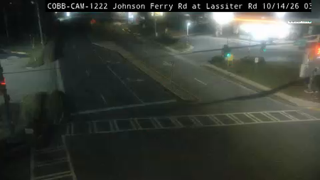 Johnson Ferry Rd at Lassiter Rd