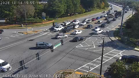 Lawrenceville-Suwanee Rd at Satellite Blvd