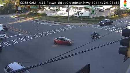 Roswell Rd at Greenbriar Pkwy