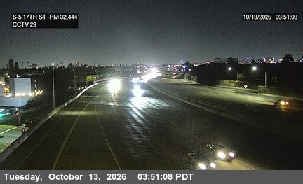 I-5 at 17th Street (7th)