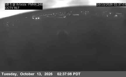 I-5 at SB I-5 at Artesia