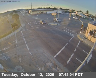 US-101 at DN-101: 5th & M - Looking South