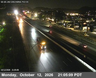 US-101 at Just north of GREENBRAE PED overcrossing