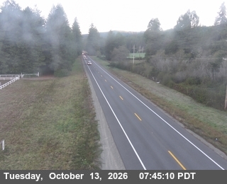US-101 at North of SR-197 - Looking North